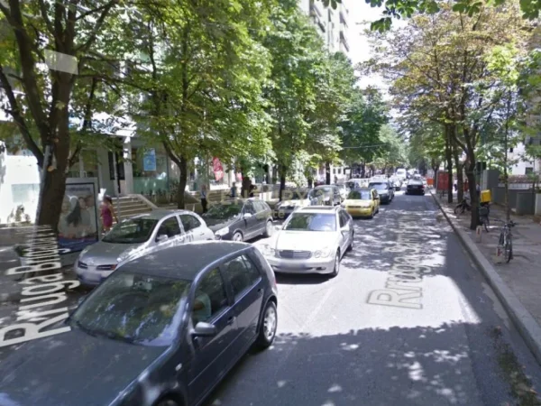 Tirane, shes ambjent biznesi Kati 2, 191 m² (ISH-BLLOK)