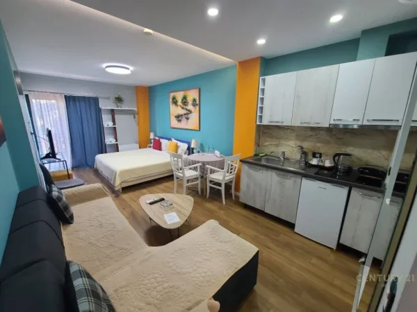 Tirane, shes hotel Kati 8, 198 m² (SHESHIT SKENDERBEJ)