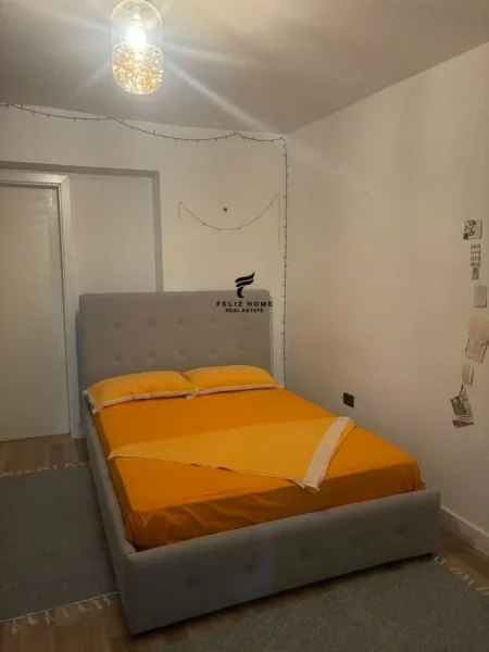 Tirane, jepet me qera apartament 2+1 Kati 2, 90 m² 600 € (LAPRAKE)