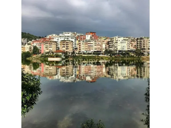 Tirane, jepet me qera apartament 2+1+Aneks+Ballkon Kati 3, 122 m² 1.800 € (Liqeni i Thate Tirana, Albania)