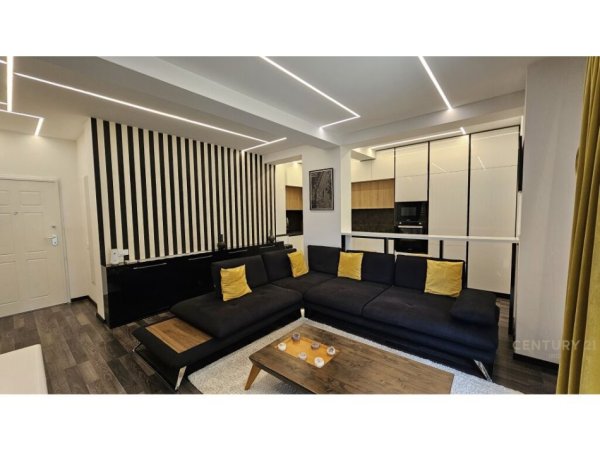 Tirane, shes apartament 2+1+Aneks+Ballkon Kati 2, 82 m² 185.000 € (Kodra e Diellit)