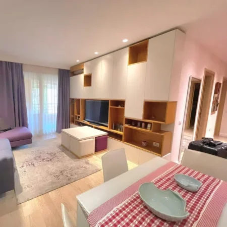 Tirane, shitet apartament 2+1 , 103 m² 208.000 €