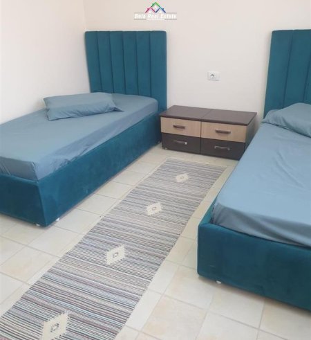 Tirane, jepet me qera apartament 2+1 Kati 3, 115 m² 700 € (Mozaiku i Tiranes)