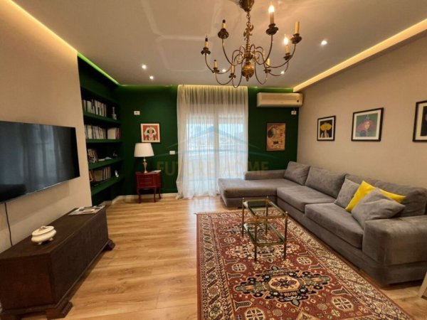 Tirane, jepet me qera apartament Kati 9, 70 m² 800 € (Shkolla e Baletit)