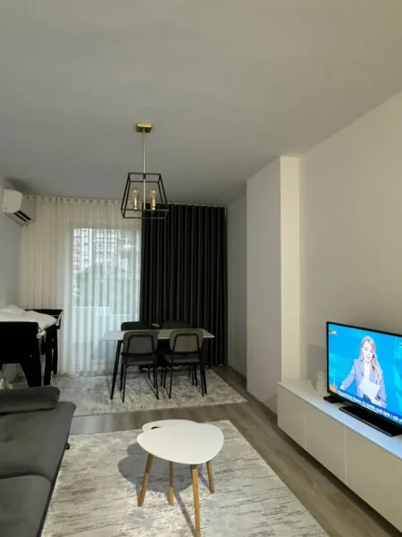 Tirane, shitet apartament 1+1 , 84 m² 110.000 € (Fusha e Aviacionit)