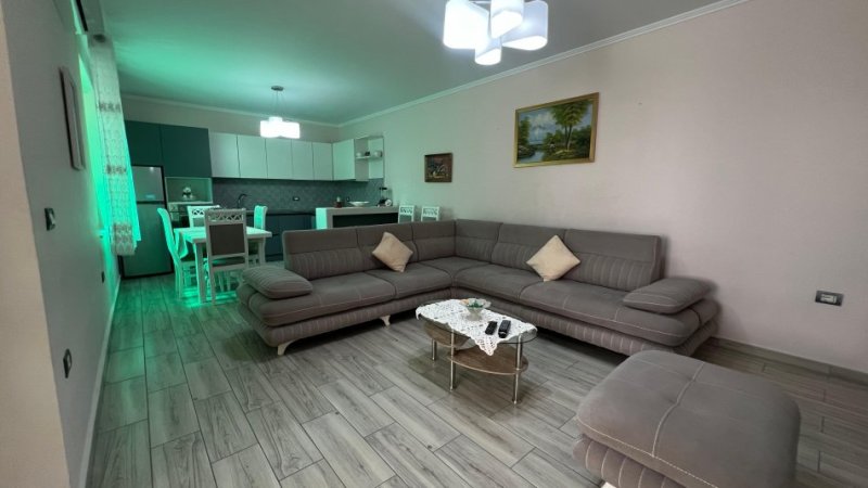 Tirane, jepet me qera shtepi 1 Katshe Kati 1, 125 m² 1.200 € (Sheshi Avni Rustemi)