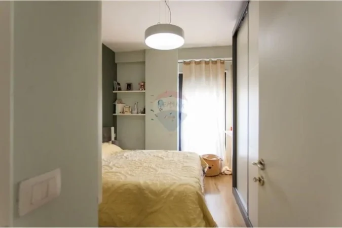 Tirane, jepet me qera apartament 1+1 , 60 m² 600 € (Pazari i Ri, Shqipëri)