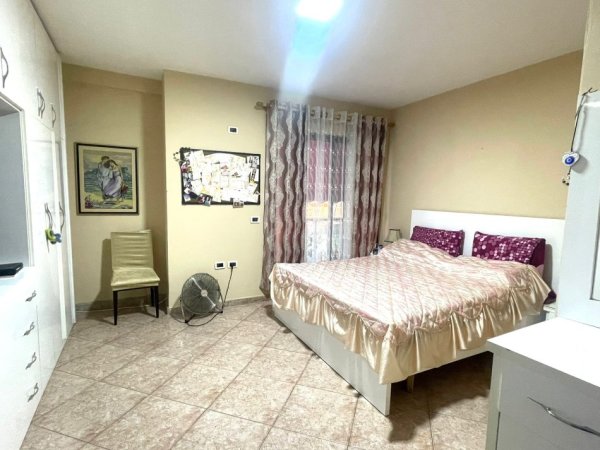 Tirane, jepet me qera apartament 2+1+Ballkon Kati 3, 130 m² 550 € (Sulejman Delvina)