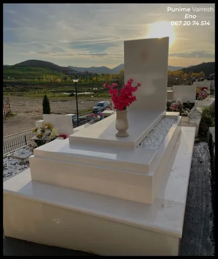 Tirane, ofroj Punime Varresh te ndryshme