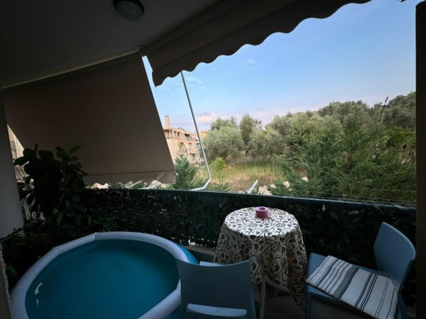 Tirane, shitet apartament 2+1+Ballkon Kati 2, 100 m² 200.000 € (Rruga Peti, Liqeni i Thate)