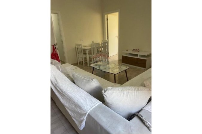 Tirane, jepet me qera apartament 2+1 Kati 5, 75 m² 350 € (Fresku - Rruga e Thesarit)