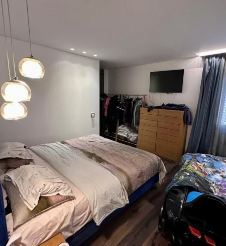 📍Rr Elbasanit, shitet Ap 2+1+verande📌Top Location Kati 3, 190 m²