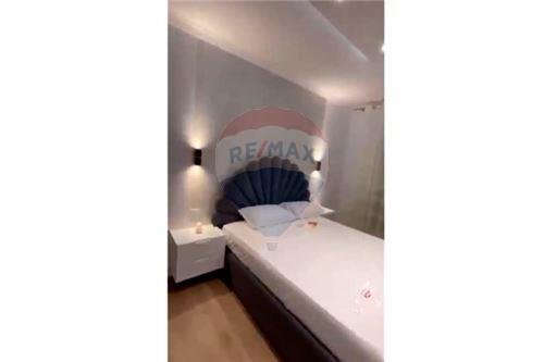 Shqiperi, jepet me qera apartament 2+1 Kati 4, 110 m² 800 € (Apartament 2+1+2 me qera ne Don Bosko)