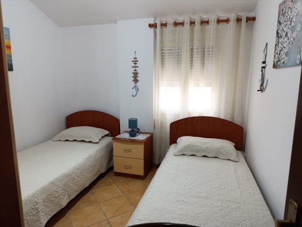Golem, jepet me qera apartament 2+1 Kati 4, 60 m² 300 € 