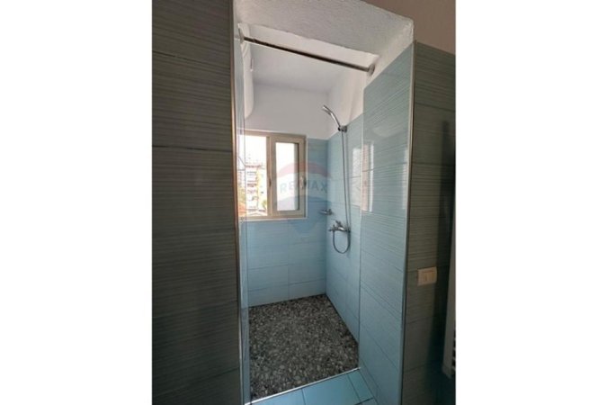 Tirane, jepet me qera apartament 2+1 , 60 m² 400 € (Bulevardi Zogu I, Shqipëri)
