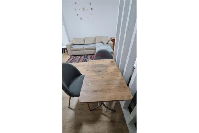 Tirane, jepet me qera apartament , 44 m² 450 € (Zihni Sako - Porcelan - Oxhaku,)