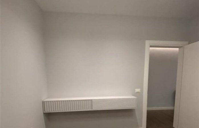 Tirane, jepet me qera apartament 2+1 Kati 3, 102 m² 600 € (Komuna Parisit)