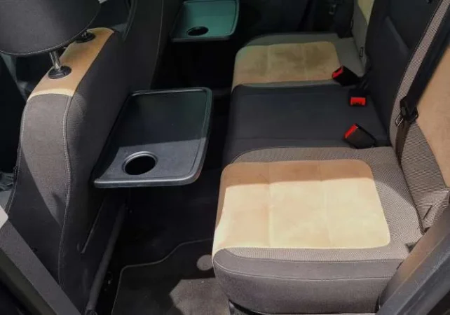 Tirane, shes Tiguan Volkswagen ,Nafte, e zeze, automatik, Klima, 180.000 km, 12.000 €