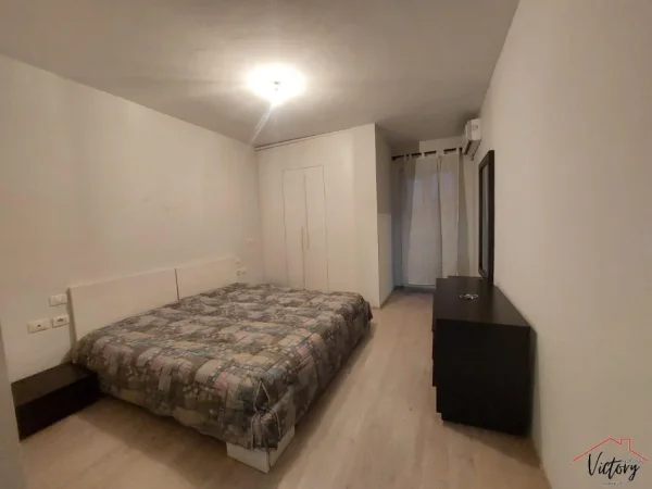 Tirane, jepet me qera apartament 2+1 Kati 7, 100 m² 450 €