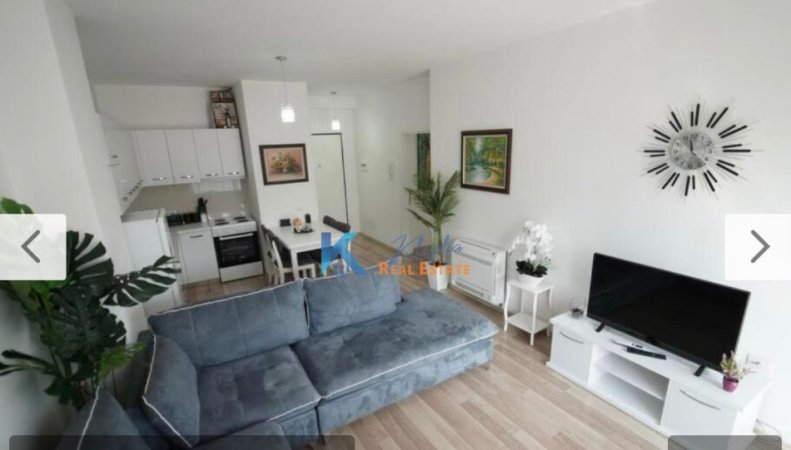 Tirane, jepet me qera apartament 1+1+Ballkon Kati 3, 66 m² 750 € (Qender)