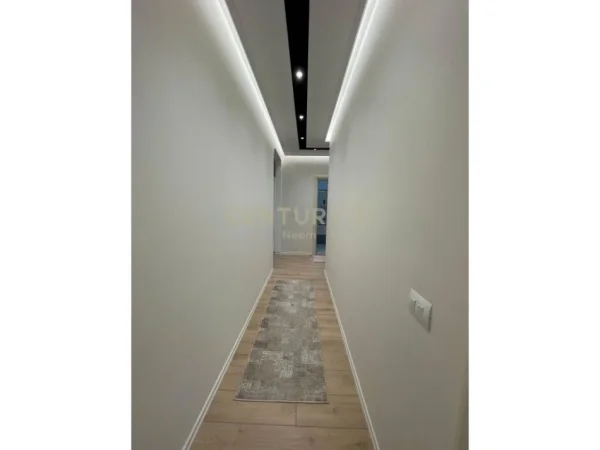 Tirane, shitet apartament 2+1 Kati 2, 118 m² 220.000 € (Liqeni I Thate)