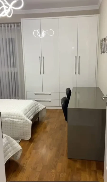 Tirane, jepet me qera apartament 2+1 Kati 6, 120 m² 1.200 € (Kompleksi Olimpic)