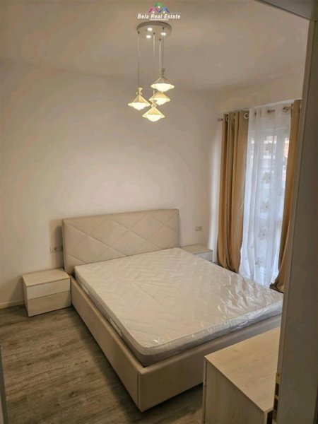 Tirane, jepet me qera apartament 1+1+Ballkon Kati 3, 80 m² 600 € (5 maji)
