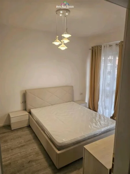 Tirane, jepet me qera apartament 1+1+Ballkon Kati 3, 80 m² 600 € (5 maji)