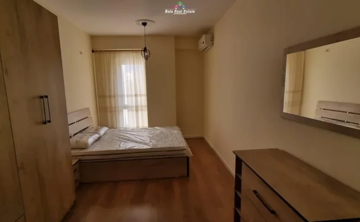 Tirane, jepet me qera apartament 2+1 Kati 3, 92 m² 700 Euro (21 Dhjetori)