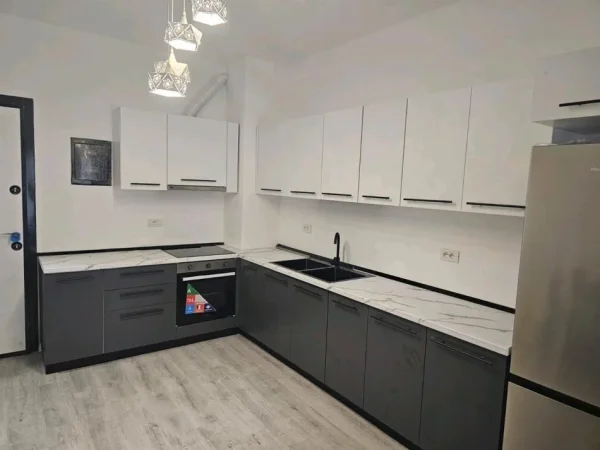 JEPET ME QERA APARTAMENT 1+1 600 EURO RRUGA 5 MAJI