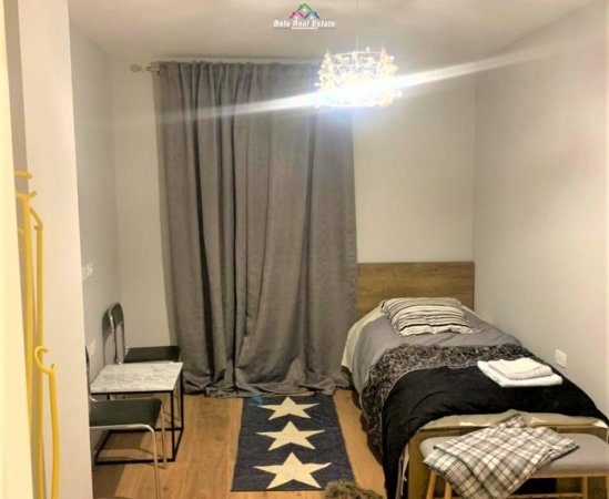 Tirane, jepet me qera apartament 2+1 Kati 4, 95 m² 750 € (21 dhjetori)