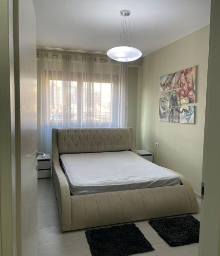 Tirane, jepet me qera apartament 1+1 Kati 5, 58 m² 600 € (Stadiumi Dinamo)