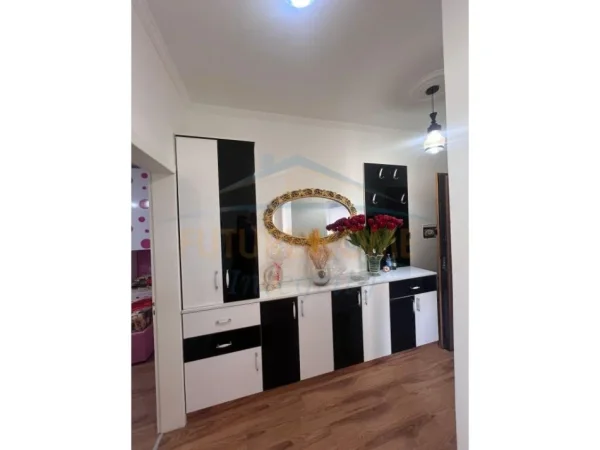 Kavaje, shitet apartament 2+1+Ballkon Kati 2, 89 m² 55.000 € (Kavaje)