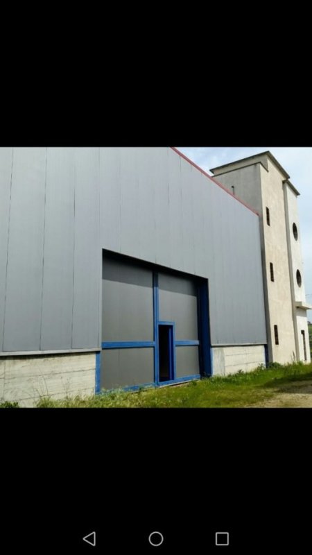 Durres, shitet ambjent biznesi Kati 3, 5.400 m² 3.000.000 € (ne Maminas Shijak Durres.)