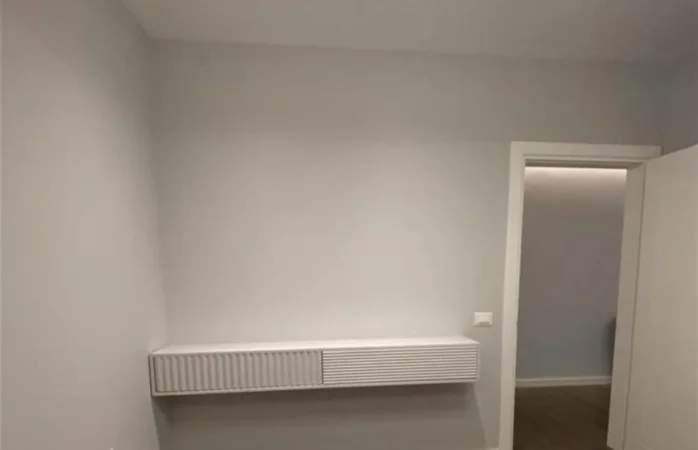 Tirane, jepet me qera apartament 2+1 Kati 5, 100 m² 700 € (Liqeni Thate)