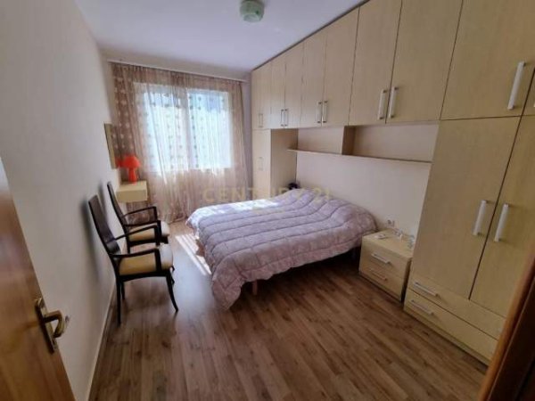 Tirane, jepet me qera apartament 1+1 Kati 2, 58 m² 370 € (Eduard Mano)