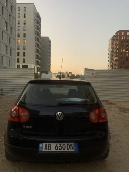 Tirane, shes makine Volkswagen GOLF 5 Viti 2008, 4.000 €