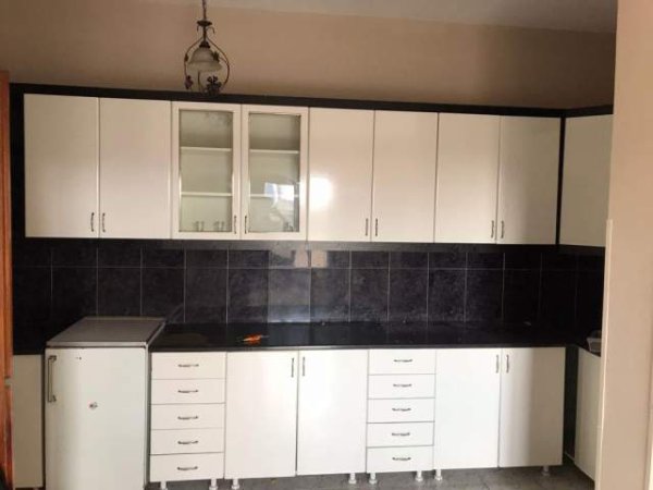 Tirane, jepet me qera apartament 2+1+A+BLK Kati 6, 100 m² 330 Euro (rruga kongresi i manastirit)