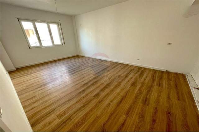 Tirane, shitet apartament 1+1+BLK 71 m² 86.000 Euro (Rruga e Zallit)