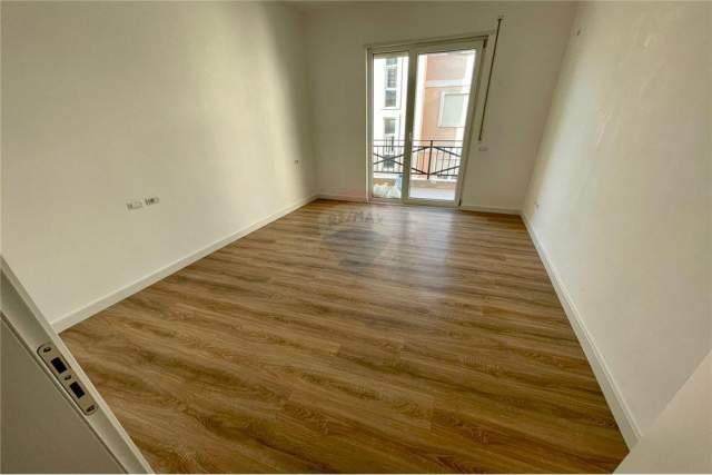 Tirane, shitet apartament 1+1+BLK 71 m² 86.000 Euro (Rruga e Zallit)