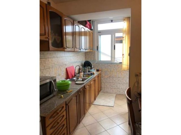 Durres, shitet apartament 2+1+BLK Kati 2, 75 m² 65.000 Euro (Gjykata, Durrës)