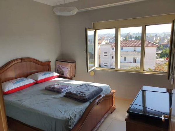 Tirane, jepet me qera apartament 2+1+BLK Kati 5, 80 m² 400 Euro (rruga Endri Keko)