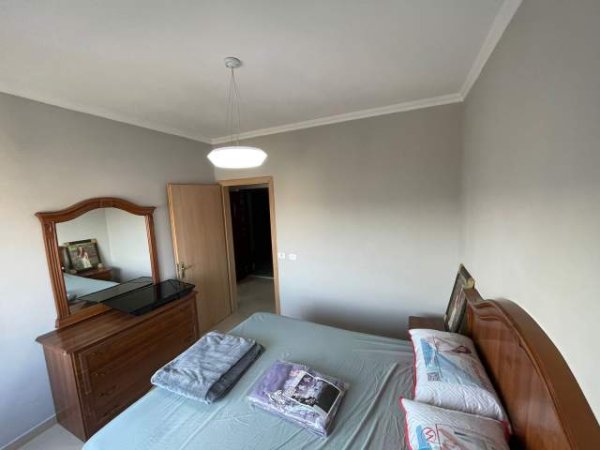 Tirane, jepet me qera apartament 2+1+BLK Kati 5, 80 m² 400 Euro (rruga endri keko)
