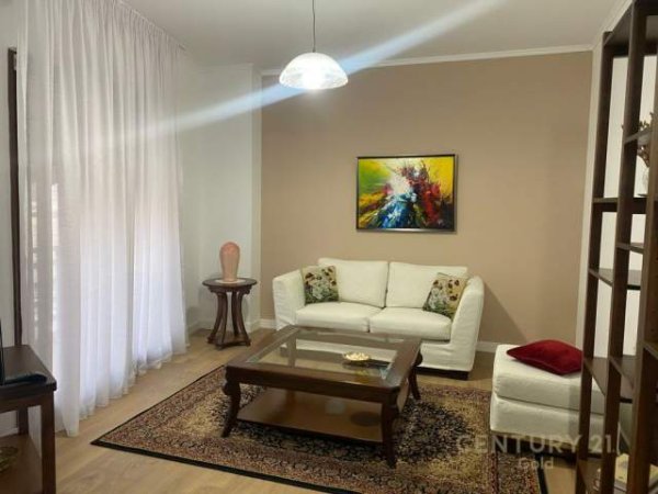 Tirane, jepet me qera apartament 1+1+BLK Kati 12, 80 m² 450 Euro (Zogu i Zi)