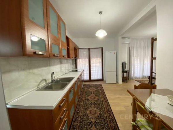 Tirane, jepet me qera apartament 1+1+BLK Kati 12, 80 m² 450 Euro (Zogu i Zi)