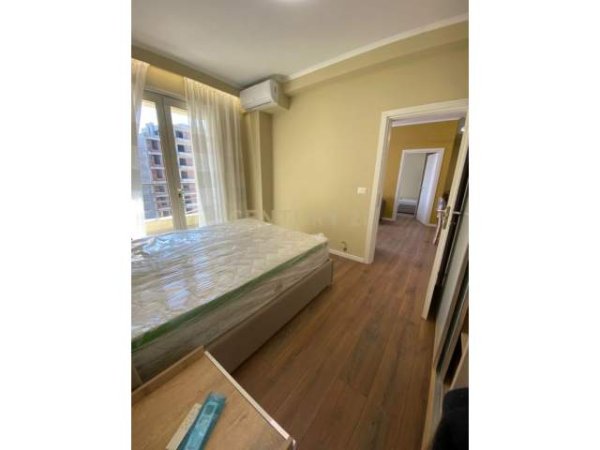 Tirane, jepet me qera apartament 2+1+A+BLK Kati 5, 83 m² 550 Euro (Rruga Karl Gega)