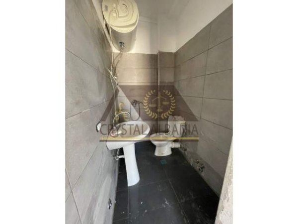 Tirane, jepet me qera Kati 1, 100 m² 600 Euro
