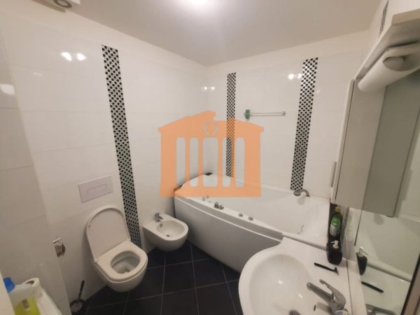 Durres, jepet me qera apartament 3+1+Ballkon Kati 6, 150 m² 800 € (vollga)