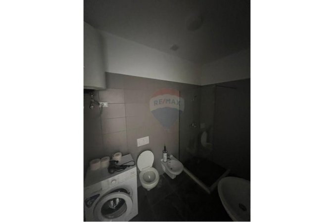 shitet apartament 1+1+Aneks+Ballkon , 70 m² 140.000 € (Komuna e Parisit - Eleonora,)
