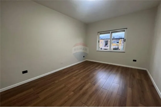 Tirane, shitet apartament 2+1 Kati 5, 72 m² 125000 (Myslym Shyri)